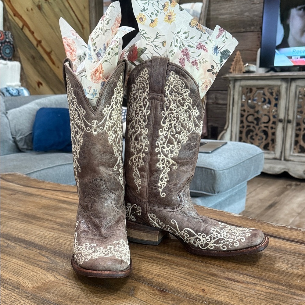 Brown Embroidered Heeled Boots